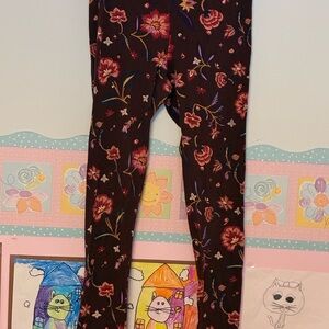 Old Navy Floral Leggings - Black and Red gray animal print medium euc